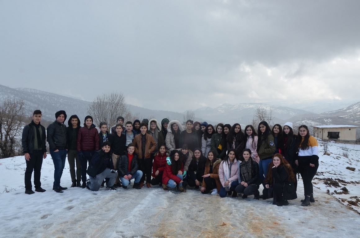 SARDAM STUDENTS VISIT GARA MOUNTAIN